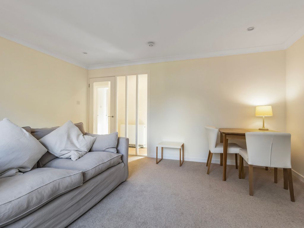 2 bed flat for sale in 488/3 Gilmerton Road, Gilmerton, Edinburgh EH17, £180,000