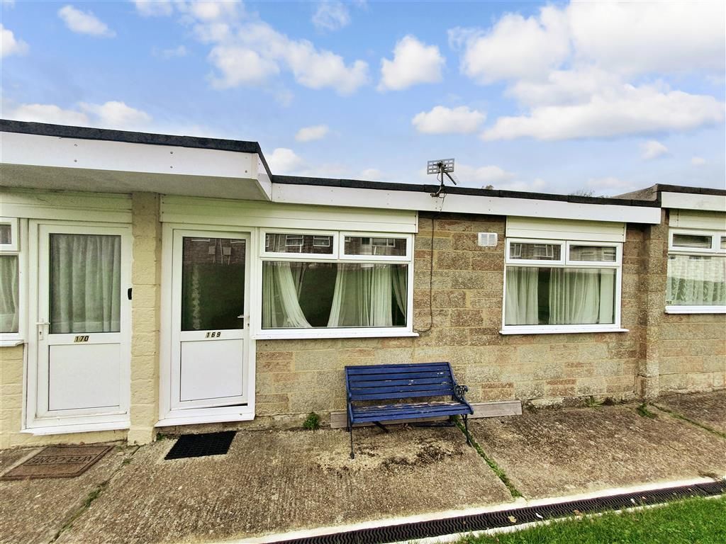 2 bed mobile/park home for sale in Yaverland Road, Sandown, Isle Of Wight PO36, £45,000
