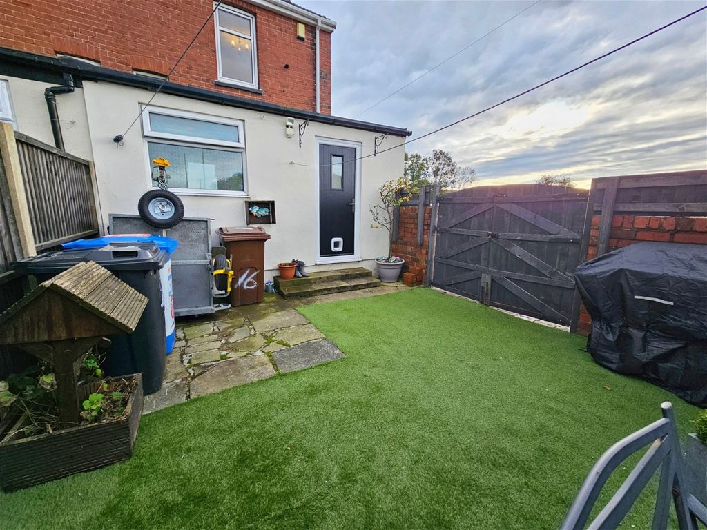 3 bed end terrace house for sale in Clifford Street, Cudworth, Barnsley S72, £120,000