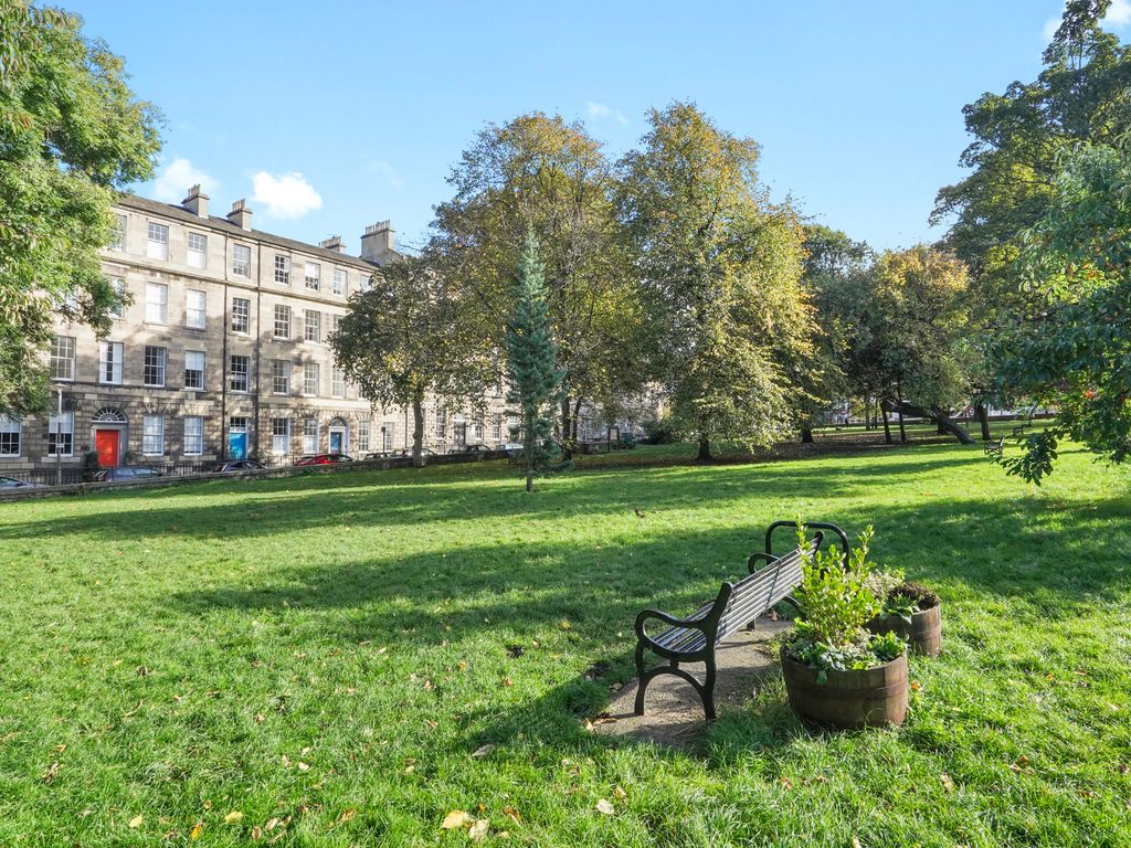 1 bed flat for sale in 3/1 Gayfield Street, New Town, Edinburgh EH1, £225,000
