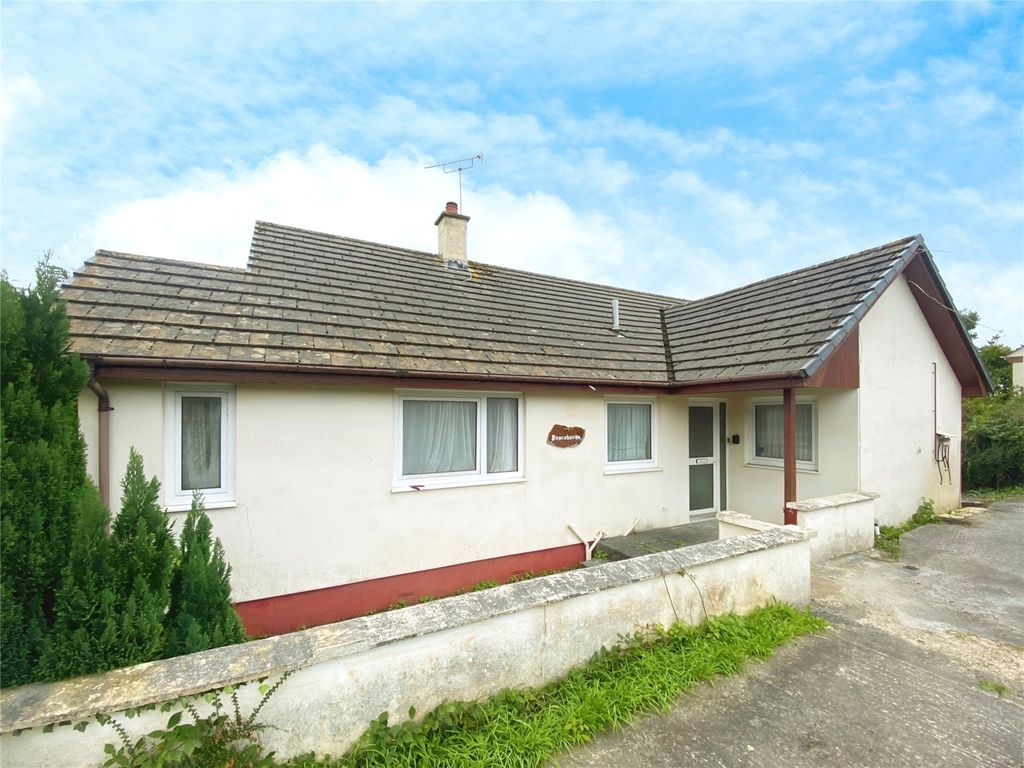 2 bed bungalow for sale in Stanhope Gardens, Holsworthy EX22, £280,000
