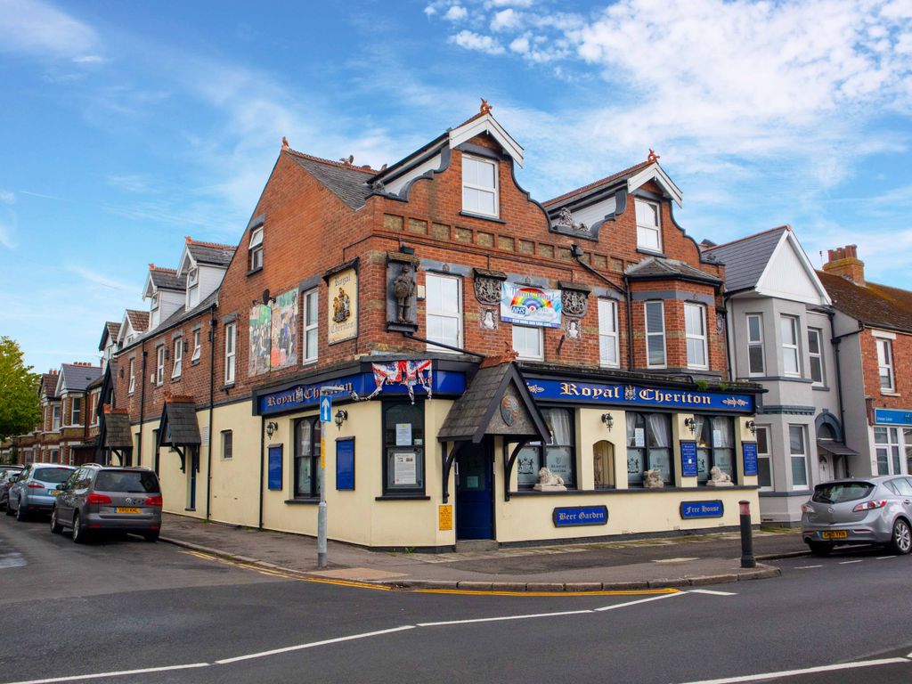Pub/bar for sale in Cheriton Road, Folkestone CT19, £750,000