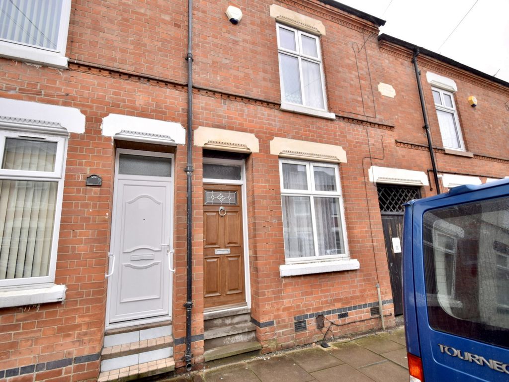 3 bed terraced house for sale in Donnington Street, Highfields, Leicester LE2, £220,000