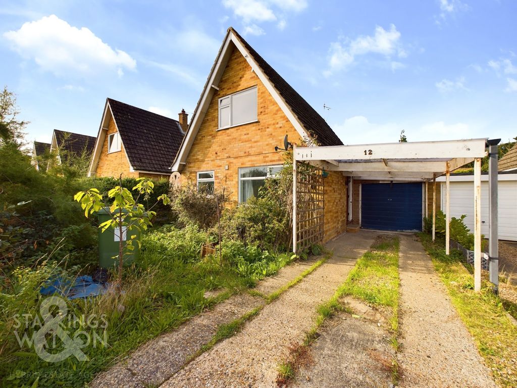 3 bed property for sale in Lockhart Road, Ellingham, Bungay NR35, £225,000