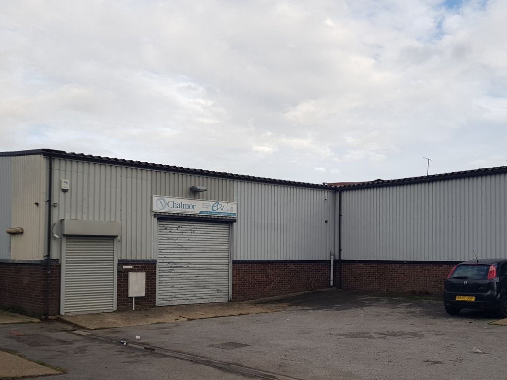 Industrial for sale in Telmere Industrial Estate, Albert Road, Luton LU1, £500,000