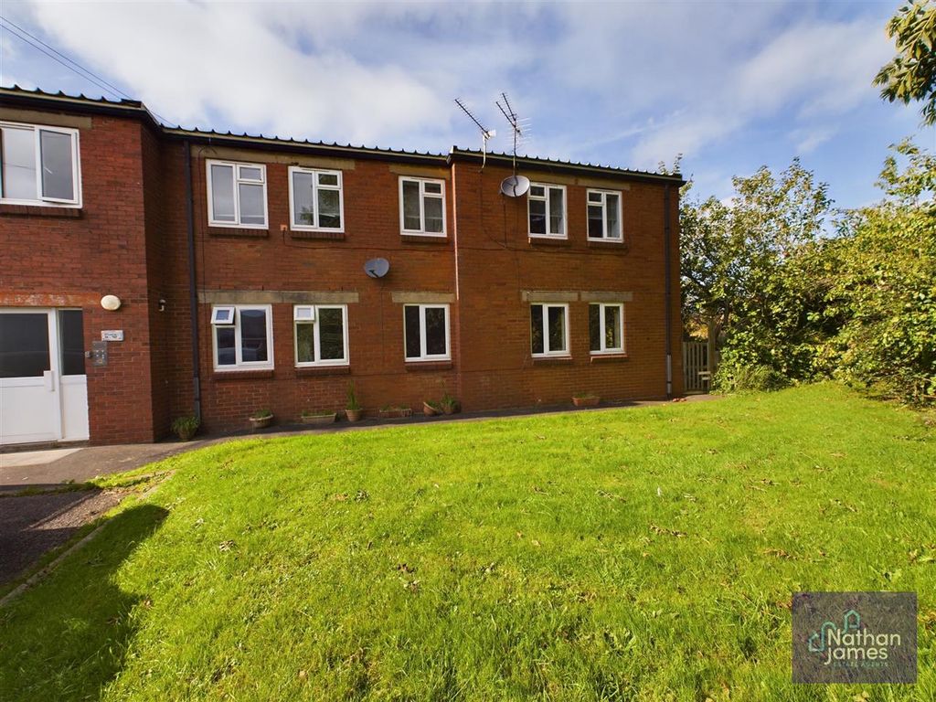 3 bed flat for sale in Ash Tree Road, Caerwent, Caldicot NP26, £149,950