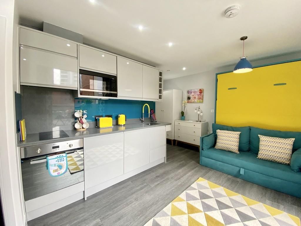 1 bed flat for sale in Baldwin Street, Bristol BS1, £195,000