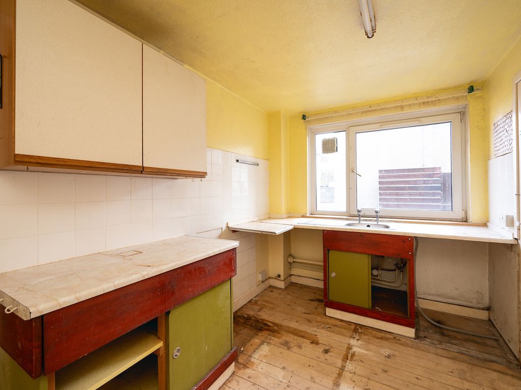 2 bed end terrace house for sale in Longstone Park, Edinburgh EH14, £145,000