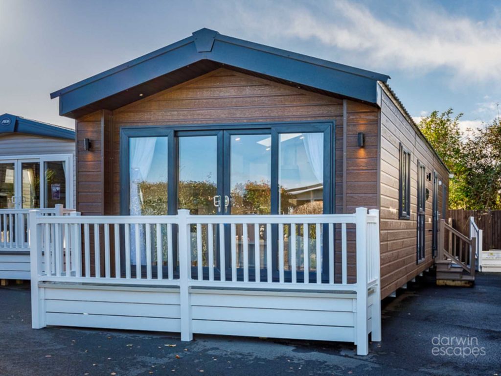 2 bed lodge for sale in Rhyl, Rhyl LL18, £135,000