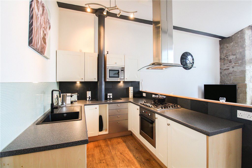 1 bed flat for sale in West Road, Carleton, Skipton, North Yorkshire BD23, £165,000