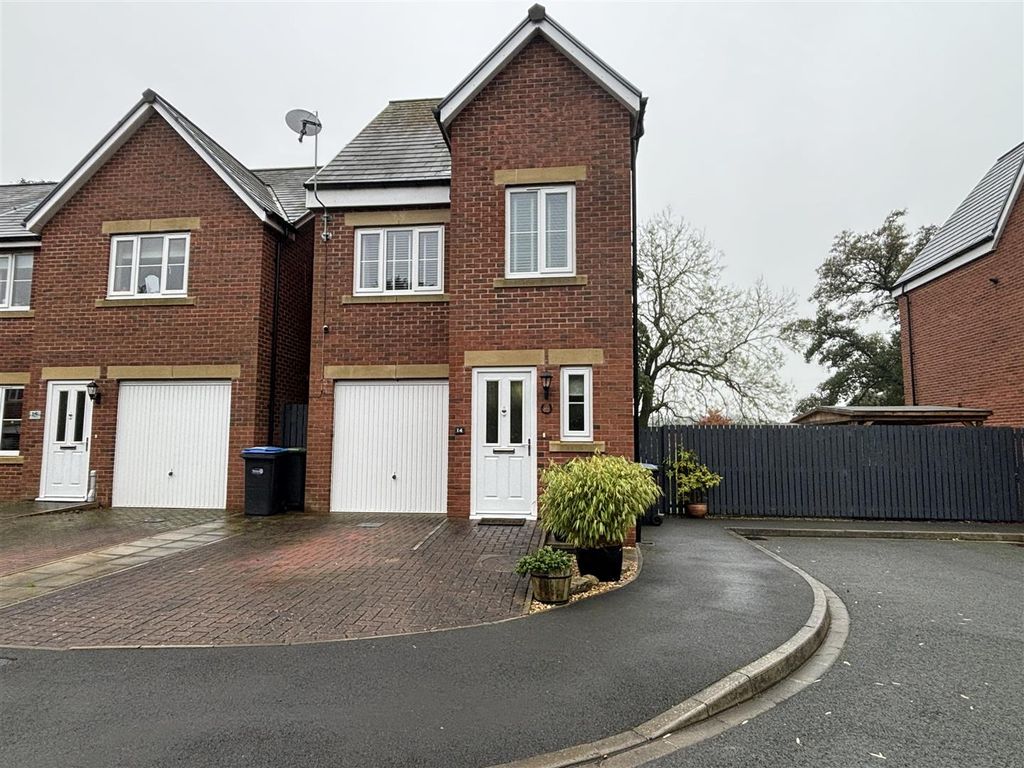 3 bed detached house for sale in Howden Green, Howden Le Wear, Crook DL15, £175,000