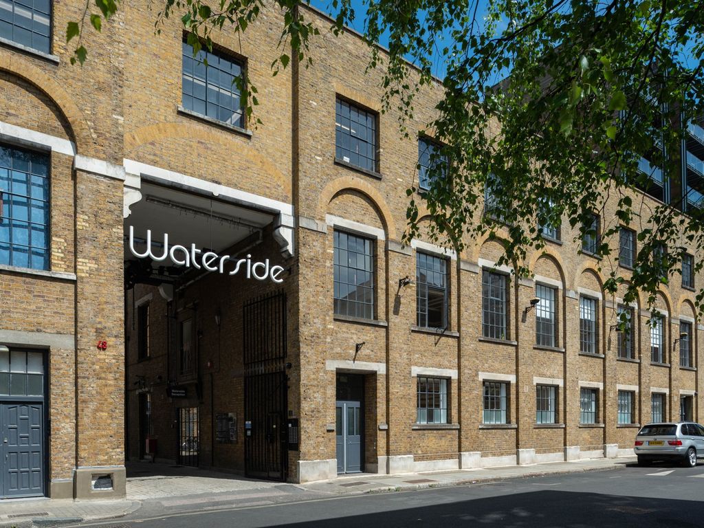 Office for sale in Waterside, 44- 48 Wharf Road, Islington N1, £1,125,000