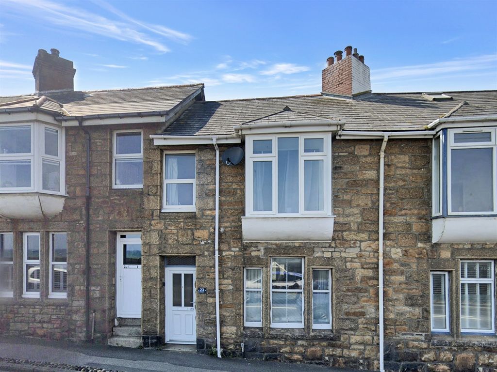 3 bed terraced house for sale in Chyandour Cliff, Penzance TR18, £250,000