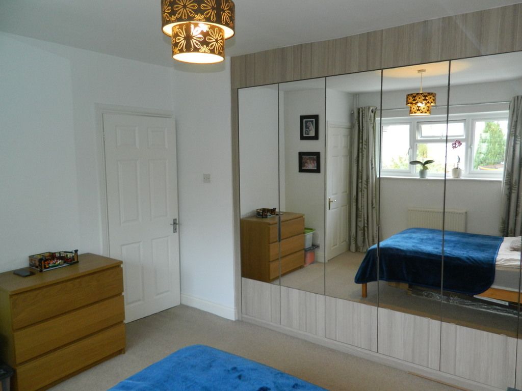 2 bed maisonette for sale in Thirlmere Avenue, Burnham, Berkshire SL1, £284,950
