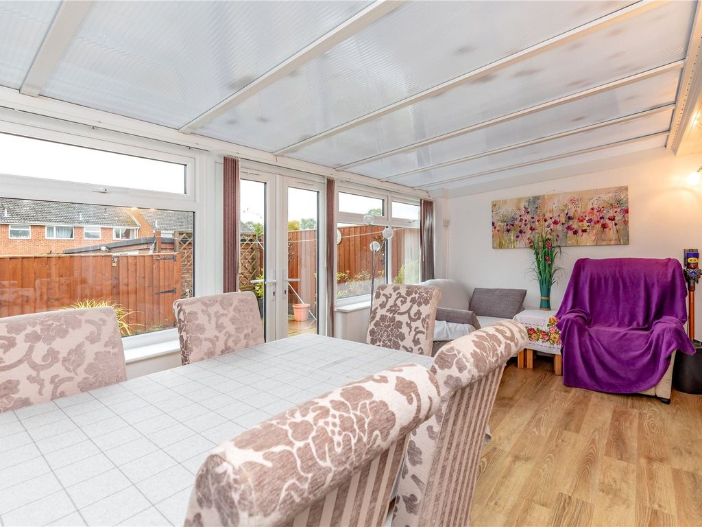 2 bed bungalow for sale in Wittmills Oak, Buckingham MK18, £320,000