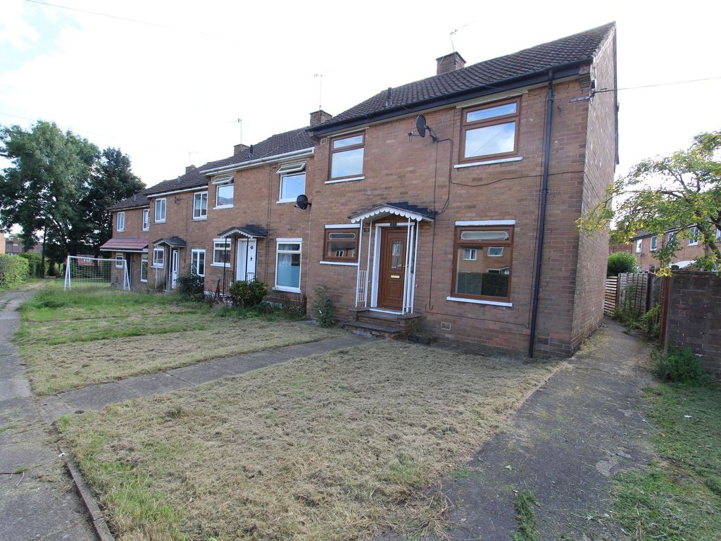 3 bed end terrace house for sale in Atlantic Road, Sheffield S8, £130,000