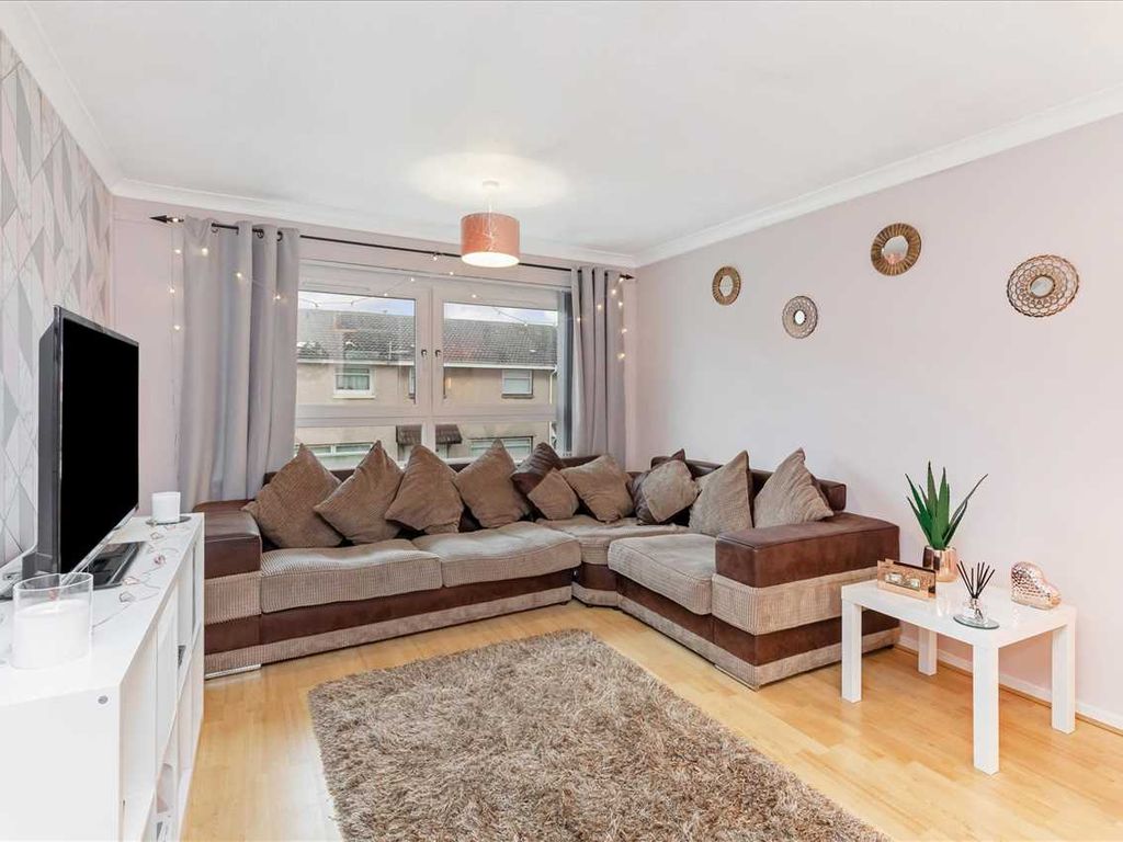 1 bed flat for sale in Mauchline, Calderwood, East Kilbride G74, £60,000