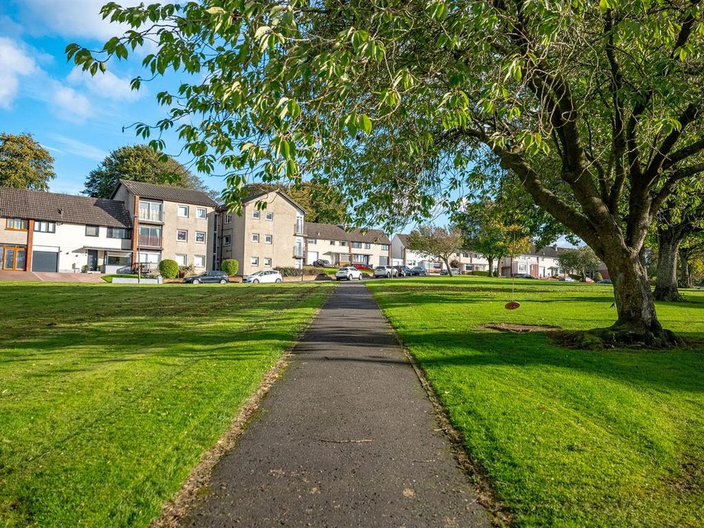 3 bed detached house for sale in The Green, Bathgate EH48, £185,000