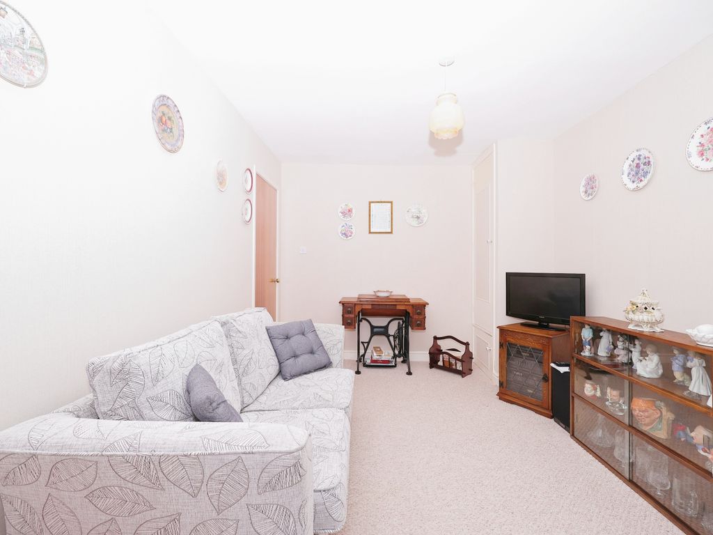 2 bed bungalow for sale in Northwood Crescent, Carlisle, Cumbria CA3, £190,000