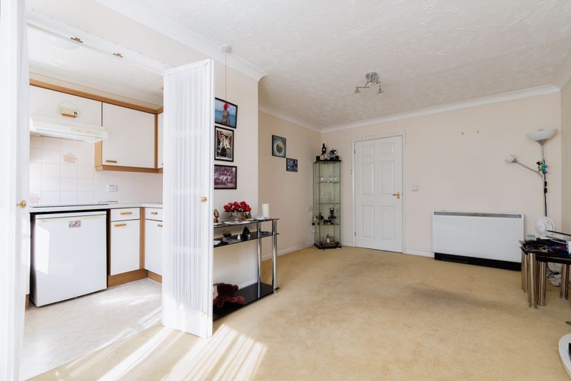 1 bed flat for sale in Sovereign Court (South Croydon), Croydon CR2, £160,000