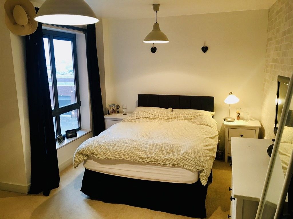2 bed flat for sale in Ellesmere Street, Manchester M15, £229,950