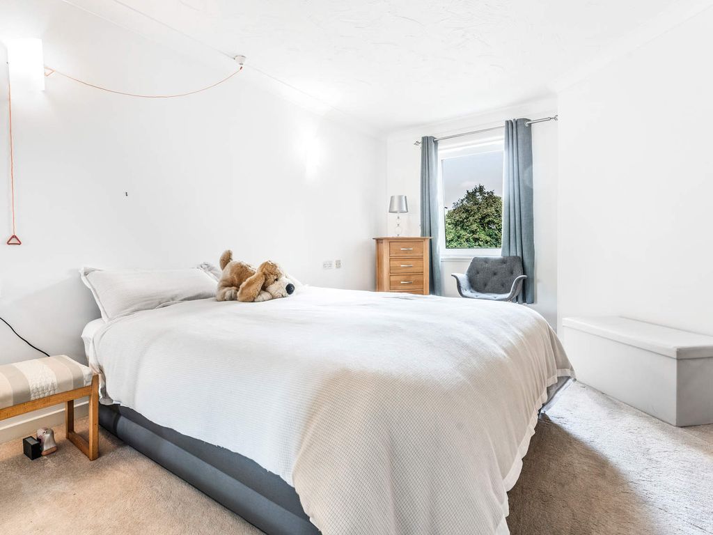 1 bed flat for sale in Roseburn Place, Edinburgh EH12, £145,000