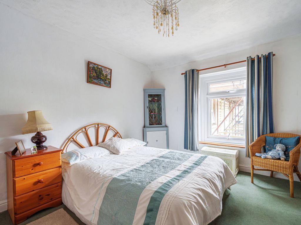 3 bed cottage for sale in Station Road, Midsomer Norton, Radstock, Somerset BA3, £300,000