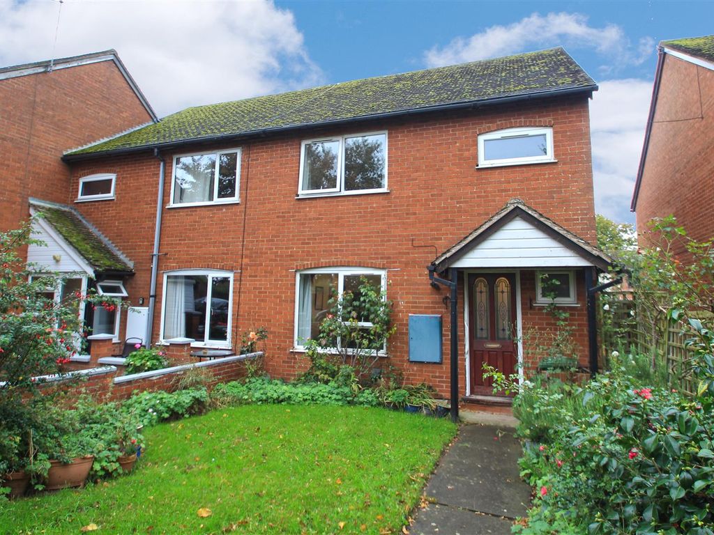 3 bed end terrace house for sale in Ebnal Close, Barons Cross, Leominster HR6, £170,000