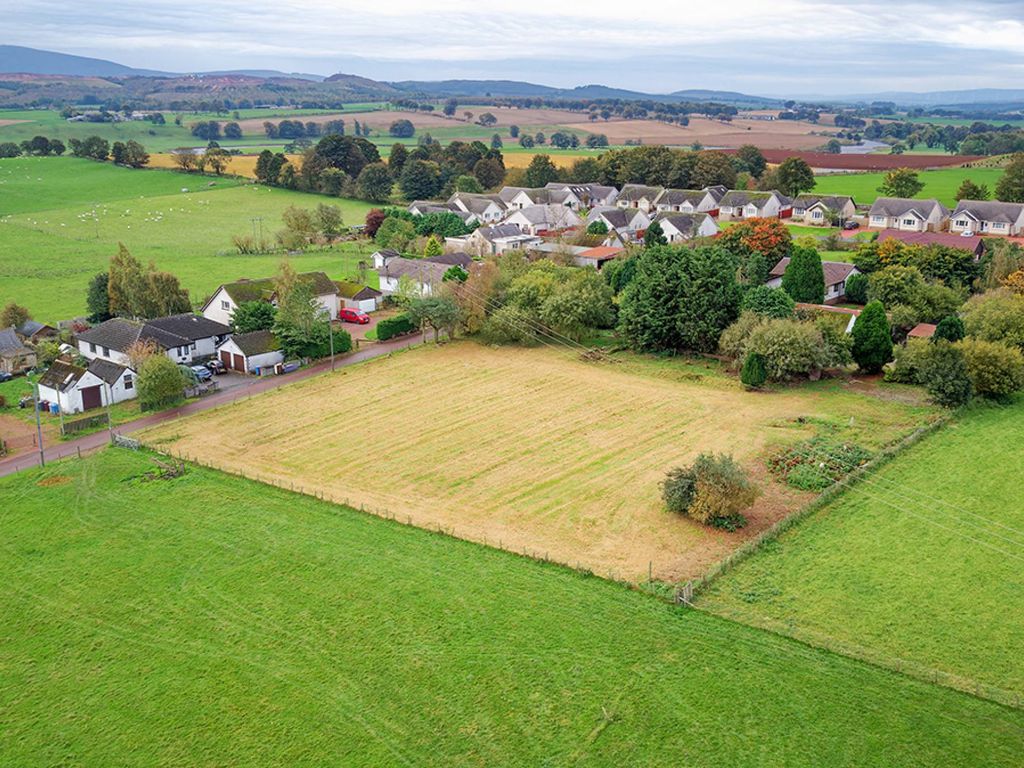 Land for sale in Strawfrank Holdings Howe's Way, Lanark ML11, £60,000