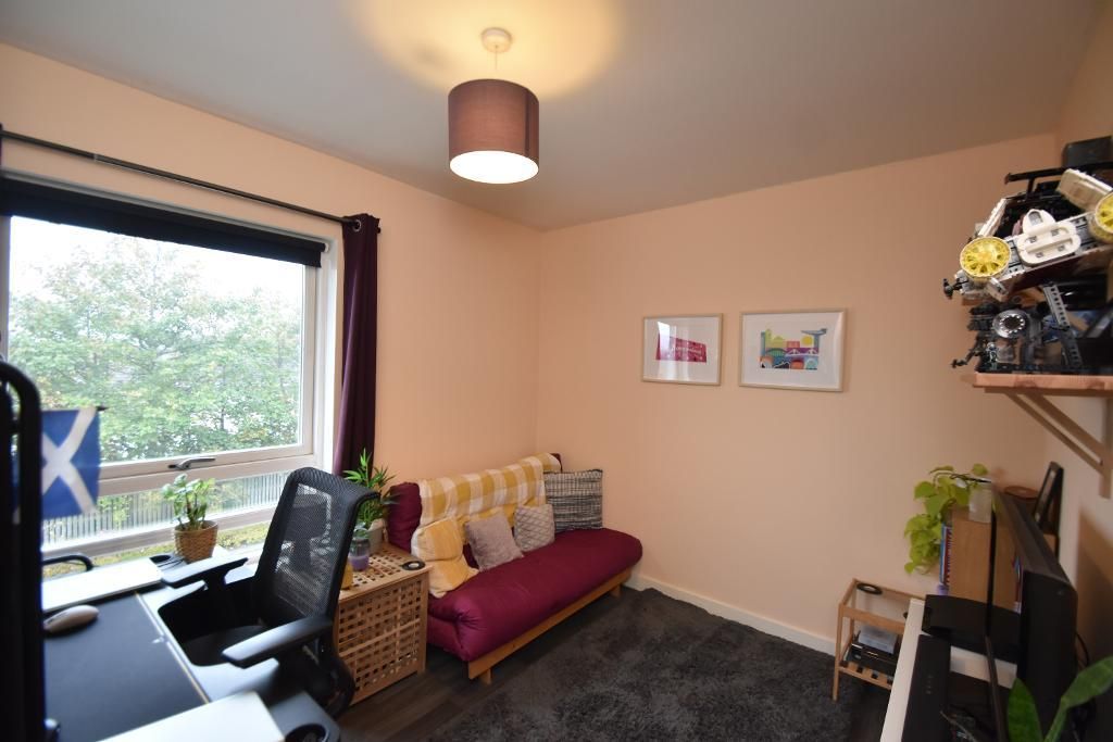 2 bed flat for sale in Netherton Avenue, Anniesland, Glasgow G13, £139,000