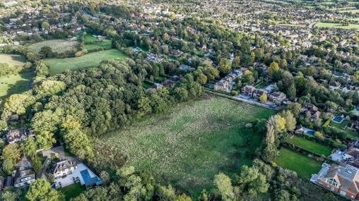 Land for sale in Arkley Lane, Barnet EN5, £95,000