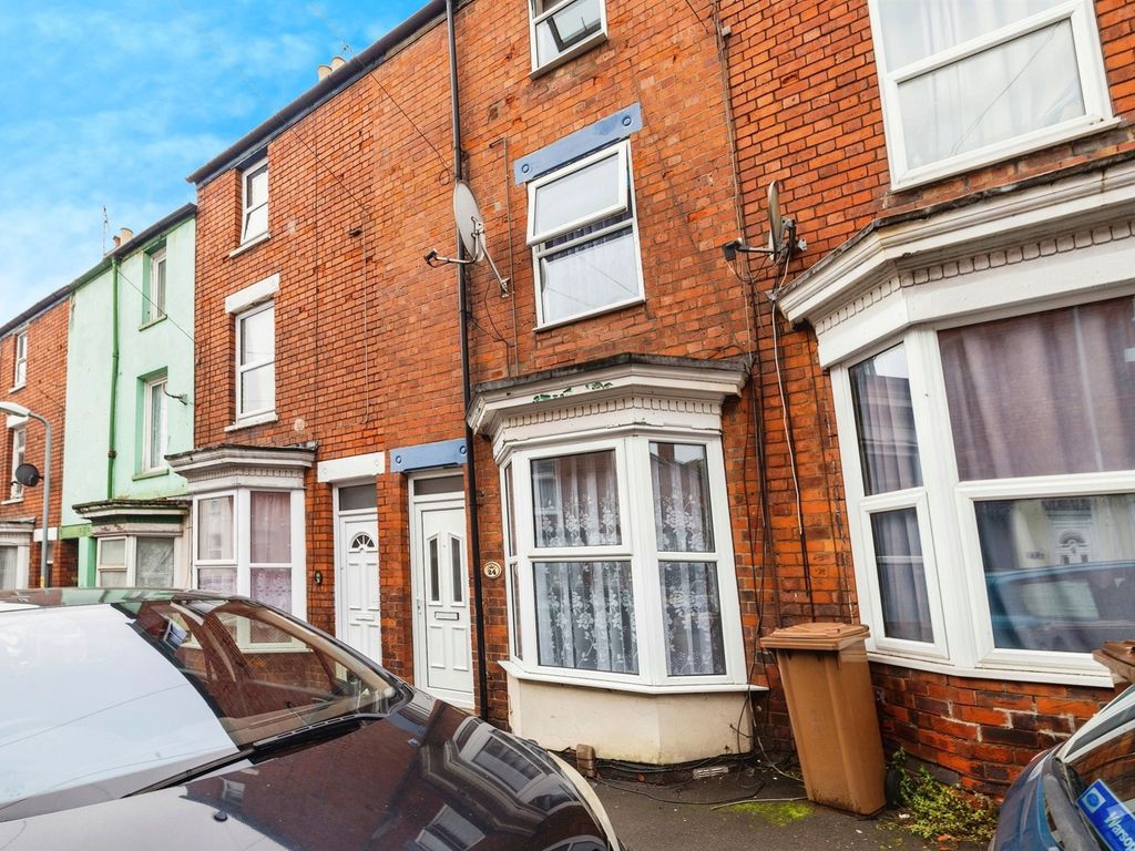 3 bed terraced house for sale in Cromwell Street, Lincoln LN2, £135,000
