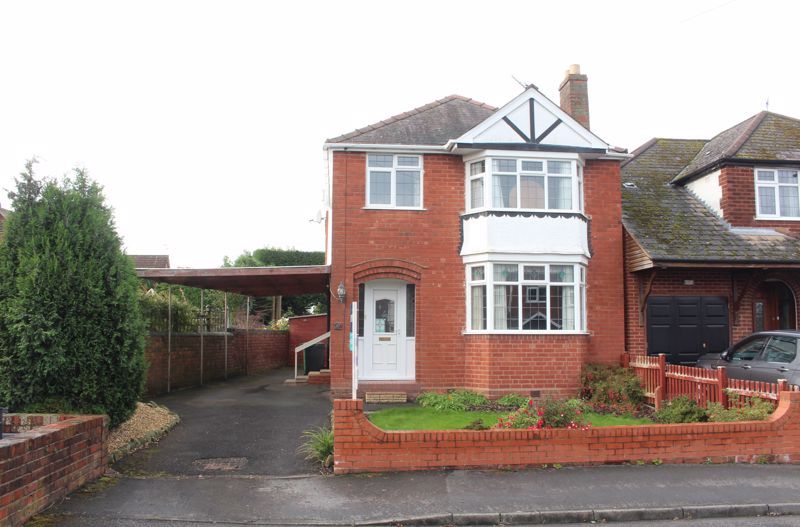 3 bed detached house for sale in Oakfield Road, Wordsley, Stourbridge DY8, £290,000