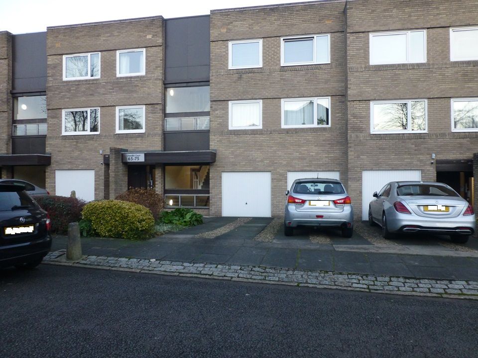 2 bed flat to rent in Chandler Court Court, Adderstone Crescent, Newcastle Upon Tyne NE2, £1,200 pcm