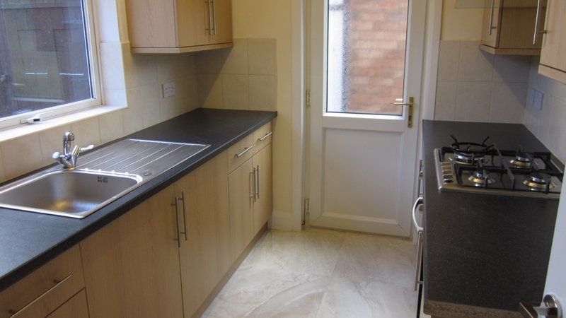 Room to rent in Ashbourne Road, Derby DE22, £412 pcm