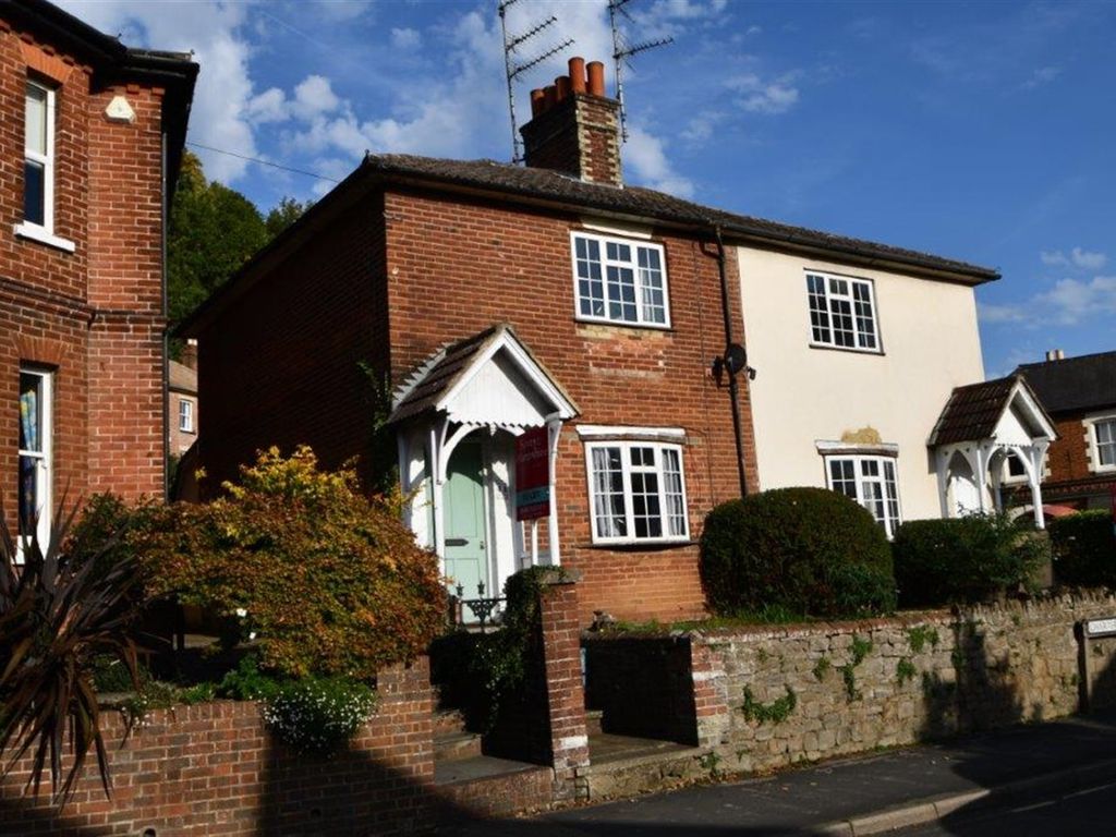 1 bed flat to rent in Charterhouse Road, Godalming GU7, £975 pcm