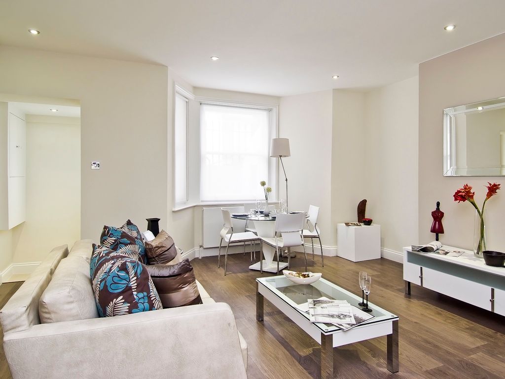 1 bed flat to rent in Stratford Road, Kensington W8, £1,993 pcm