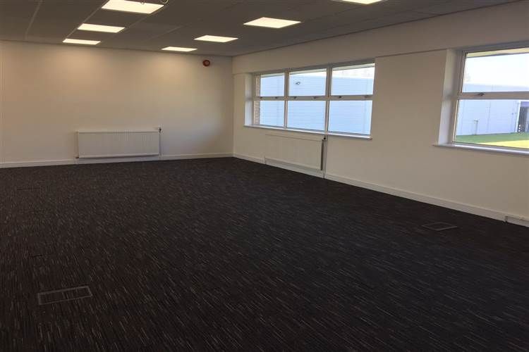 Office to let in Fortran Road, St. Mellons, Cardiff CF3, Non quoting