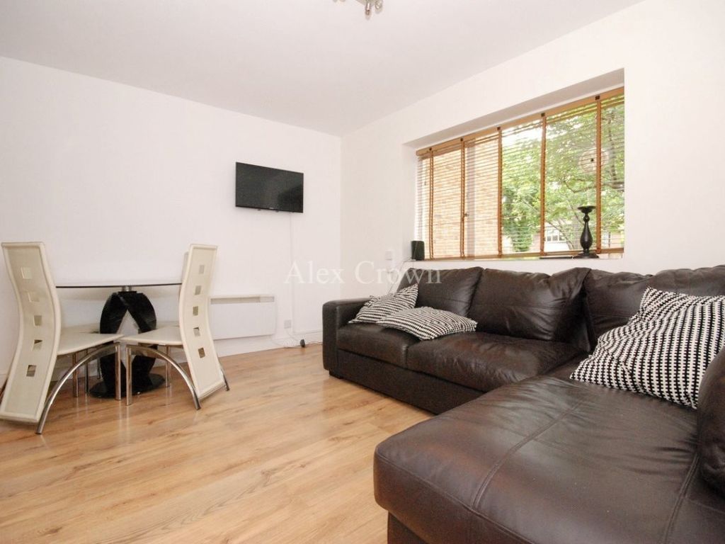 1 bed flat to rent in Aberdeen Park, London N5, £1,850 pcm