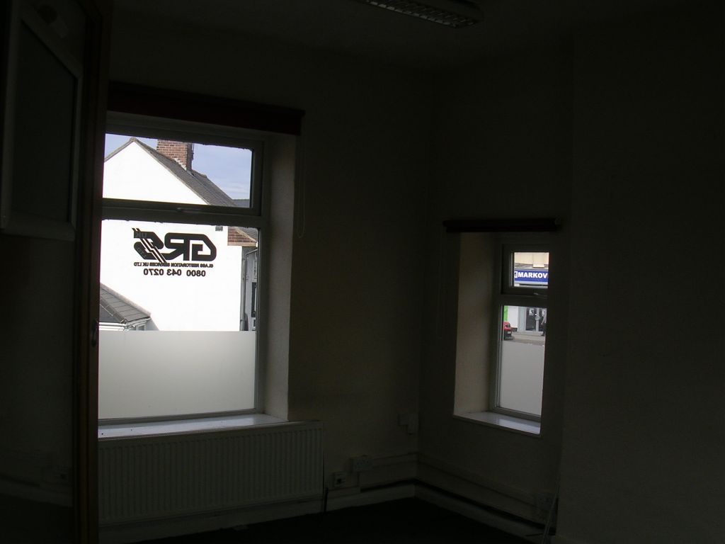 Office to let in Stand Road, Whittington Moor, Chesterfield S41, £3,300 pa