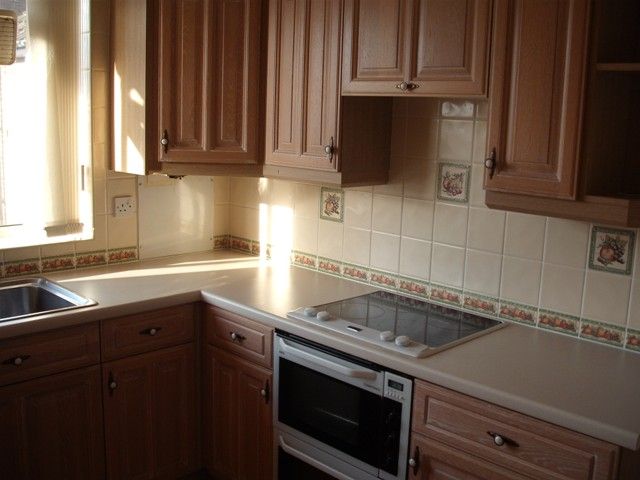 2 bed flat to rent in Arnian Court, Middlewood Road, Aughton, Lancashire L39, £850 pcm
