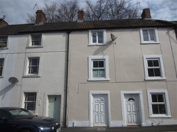 2 bed flat to rent in Garston Street, Shepton Mallet, Shepton Mallet BA4, £720 pcm
