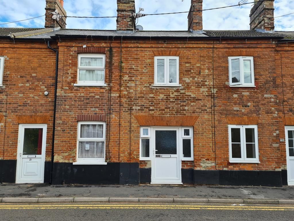2 bed property to rent in Cley Road, Swaffham PE37, £600 pcm