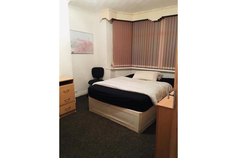 Room to rent in Cherington Road, Selly Oak, Birmingham B29, £700 pcm