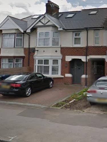 6 bed terraced house to rent in Cowley Road, HMO Ready 6 Sharers OX4, £4,140 pcm