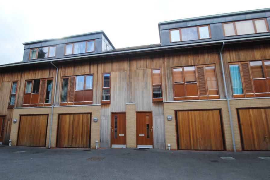 3 bed property to rent in Wellesley Mews, Westbury-On-Trym, Bristol BS10, £1,600 pcm