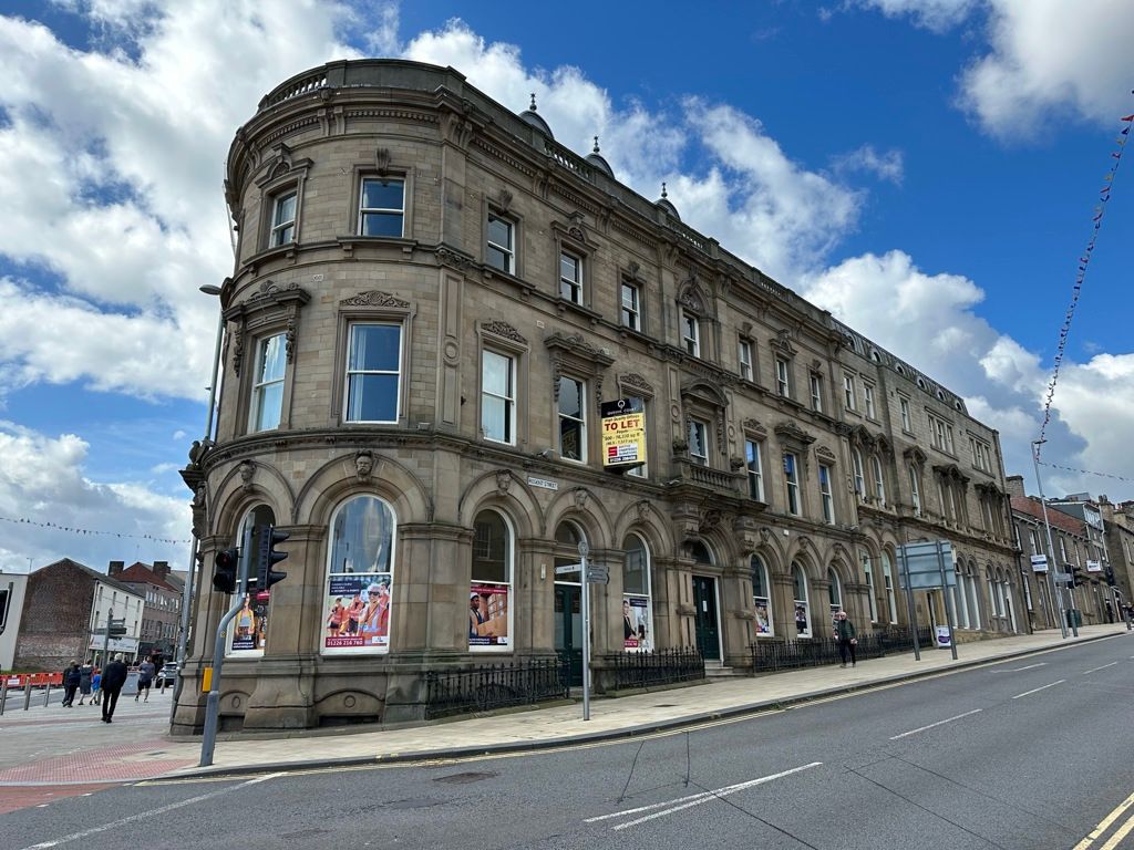Office to let in Queens Court, Regent Street, Barnsley S70, £3,750 pa