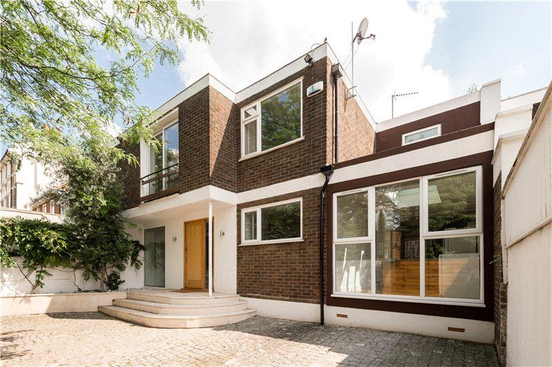 4 bed town house to rent in Loudoun Road, St John's Wood NW8, £9,533 pcm