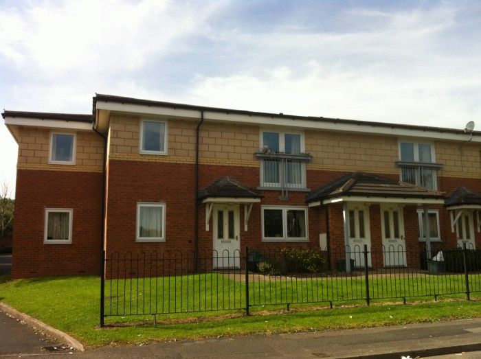 1 bed flat to rent in Alexander Court, Swanswell Road, Acocks Green, Birmingham B27, £850 pcm