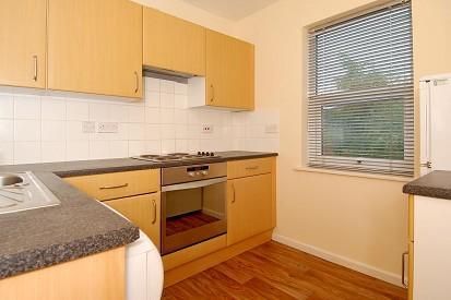 1 bed flat to rent in Hollow Way, East Oxford OX4, £1,100 pcm